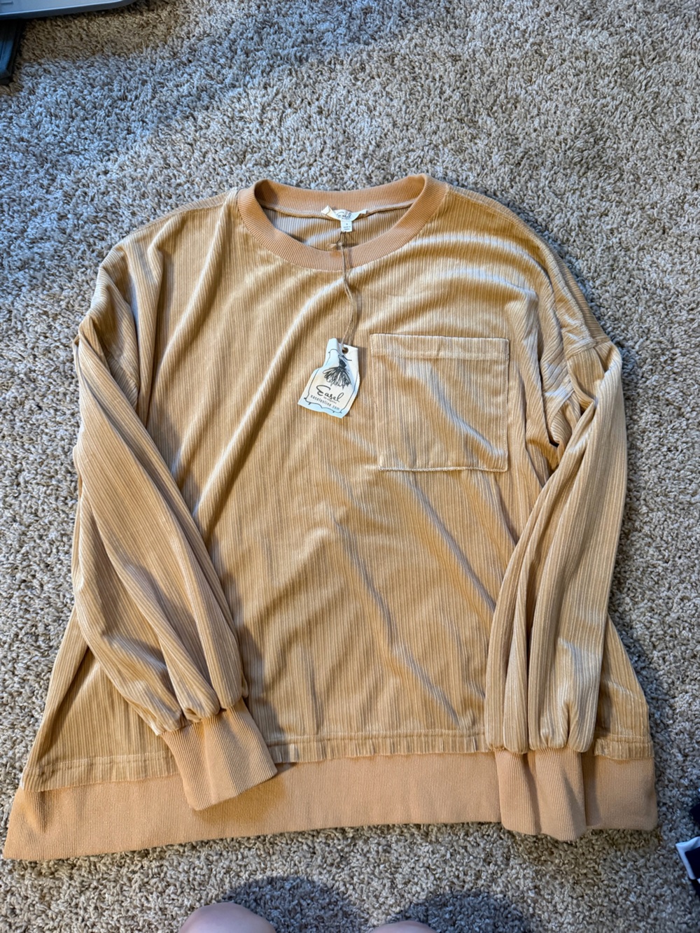 easel Women's Corded Long Sleeve Pocket Sweatshirt - Camel